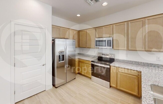 8818 W PASADENA AVE