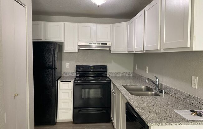 3 beds, 2 baths, 643 sqft, $2,350, Unit C303