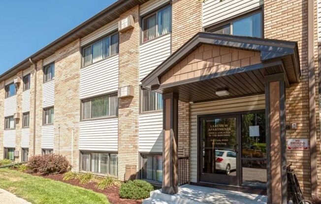 1 bed, 1 bath, $1,109, Unit 73009
