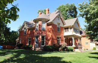 304 East Mulberry Street
