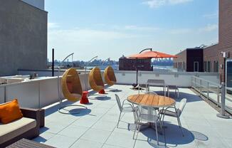 1 bed, 1 bath, 746 sqft, $5,200, Unit 4L