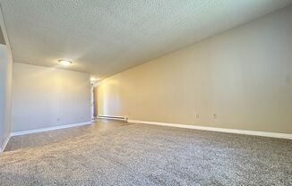 2 beds, 1 bath, 840 sqft, $1,200, Unit 19