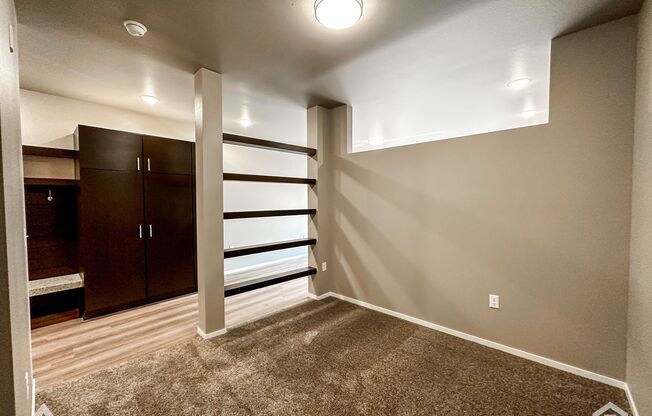 Studio, 1 bath, 567 sqft, $875, Unit 5520-4319