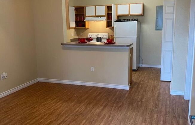 1 bed, 1 bath, 543 sqft, $749