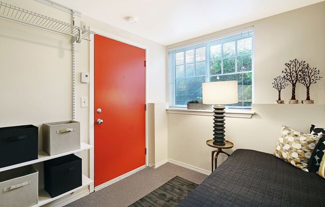 Quiet Garden Style Apartments on Cap Hill