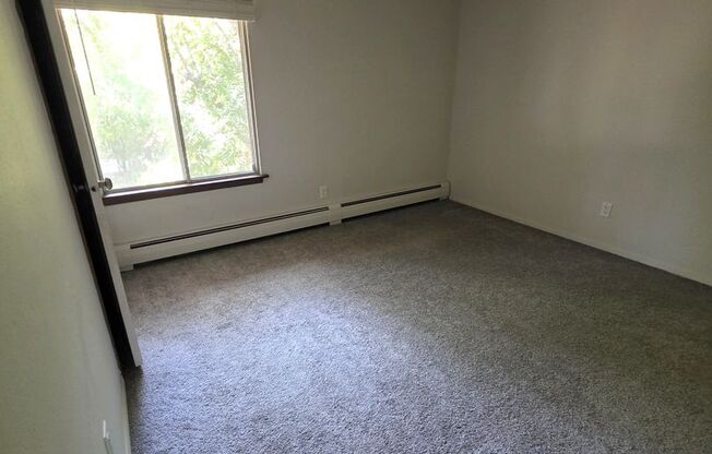 1 bed, 1 bath, 676 sqft, $1,125, Unit 25 - 216