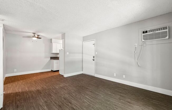 1 bed, 1 bath, 589 sqft, $1,400, Unit 05