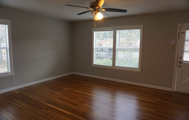 3509 27th - 2 Bedroom for Rent