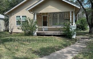 $875- 2 bed 1 bath - Beautiful single family home