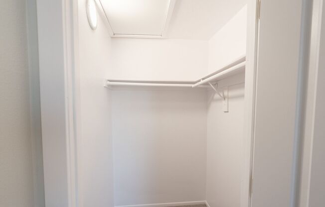 1 bed, 1 bath, 550 sqft, $1,998, Unit 107