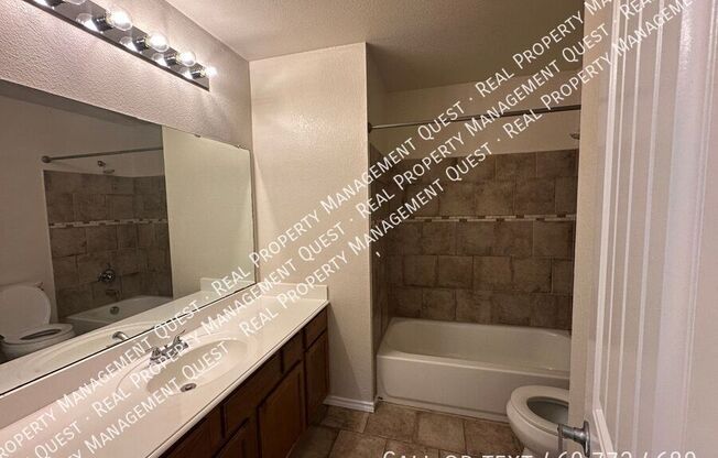 2816 BLUE HERON DR