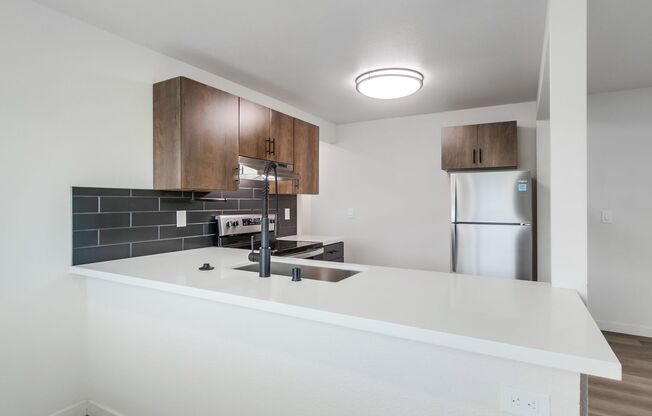 2 beds, 2 baths, 775 sqft, $2,995, Unit 4840-6