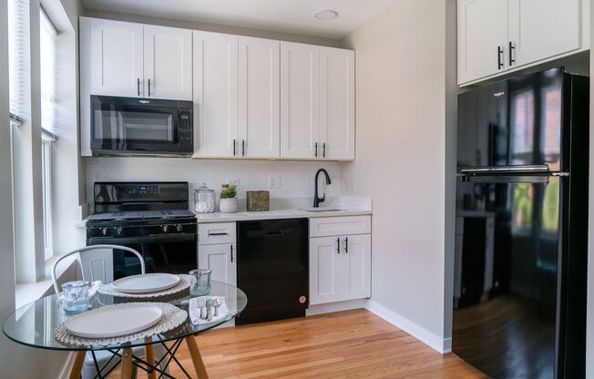 1 bed, 1 bath, 400 sqft, $1,575