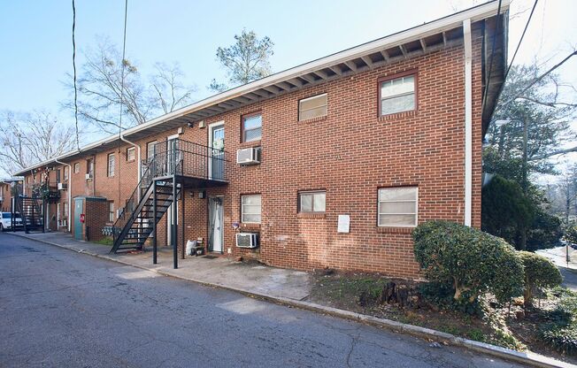 Lenox Hills Apartements