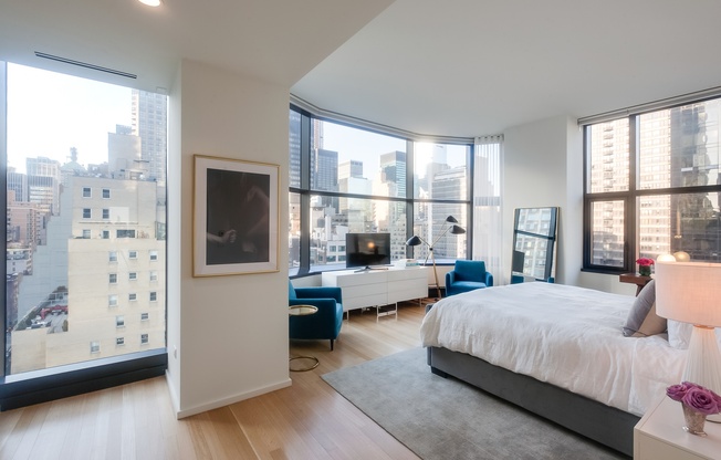 3 beds, 3.5 baths, 3,004 sqft, $28,950, Unit 17B