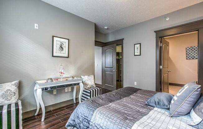 3 beds, 2 baths, 1,469 sqft, $1,995, Unit A - 1010 Unit 115 - C1469