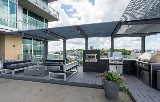 2 beds, 2.5 baths, $3,995, Unit Unit 809