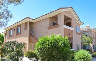 SE!!! Gated!! 2 Bedroom 1st Floor with Balcony!! Community Pool, Spa, Clubhouse!!! Fitness Room!! No Carpet!!