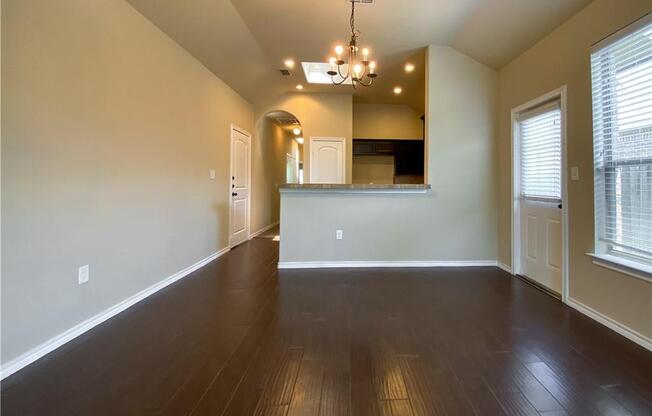 125-131 Creekside Villa Dr