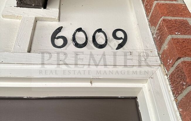 6009 Barton Dr Shawnee, KS 66203  1 bed / 1 bath Rent $875 - 60 West Apartments