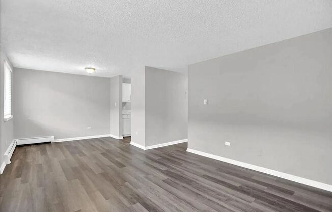 Welcome Home to Moline Apartments in Aurora!