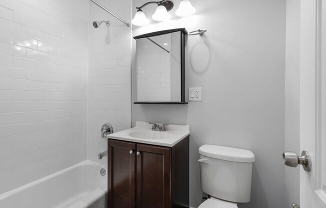 Studio, 1 bath, 360 sqft, $1,475, Unit 308