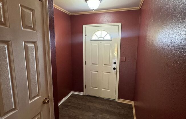 3 beds, 2 baths, $1,750