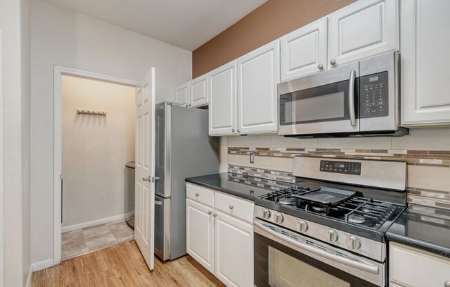 3 beds, 2 baths, $1,750