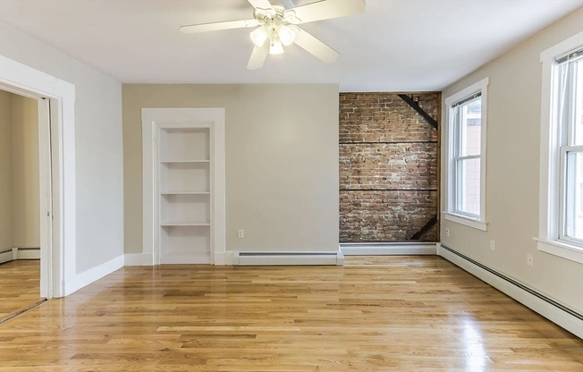 335 BUNKER HL ST