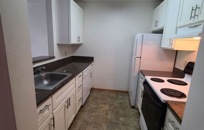 1 bed, 1 bath, 610 sqft, $1,715