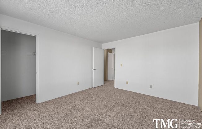 2 beds, 1.5 baths, 1,000 sqft, $1,495, Unit 1330-H5