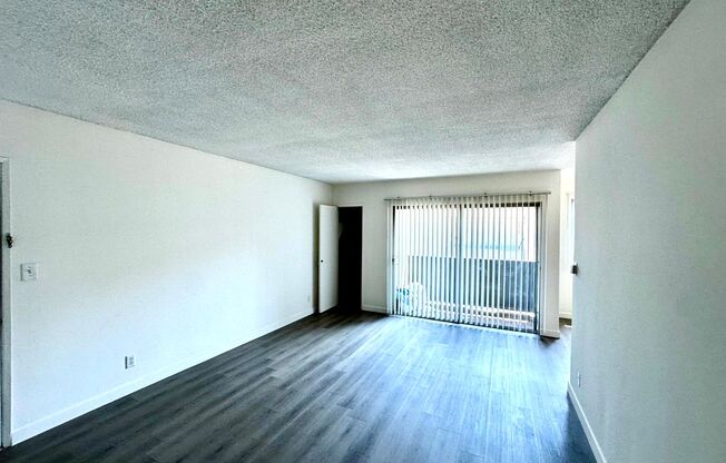 119 - 121 N Hillcrest Blvd