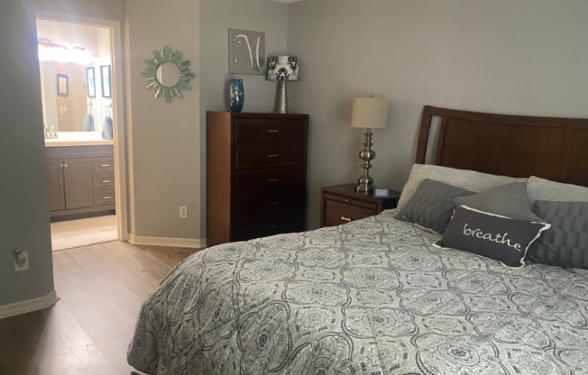 621 SQUIRE CIR
