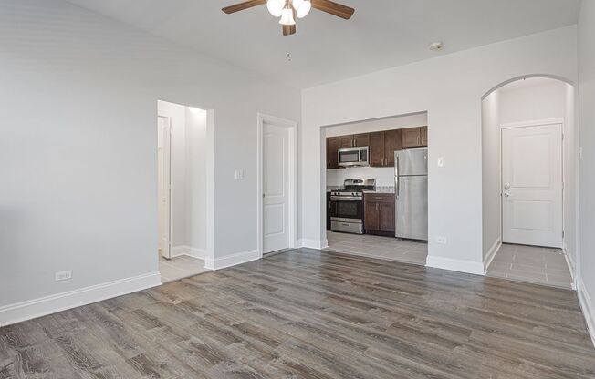 Studio, 1 bath, 375 sqft, $1,495, Unit 609