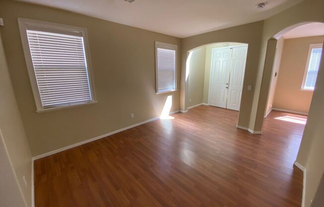 Beautiful 6 bed/3 bath home located in the SW area of Las Vegas