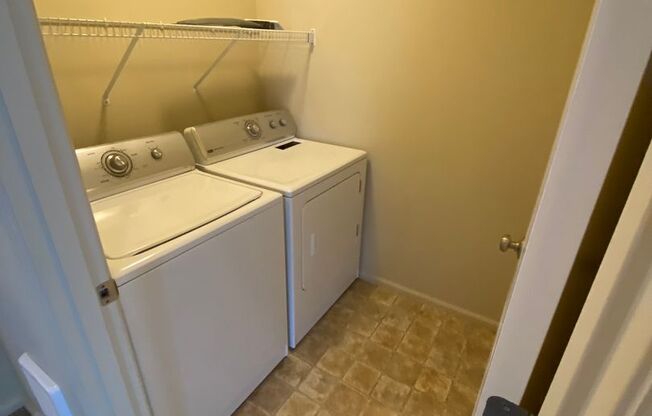 2 beds, 1 bath, $1,900