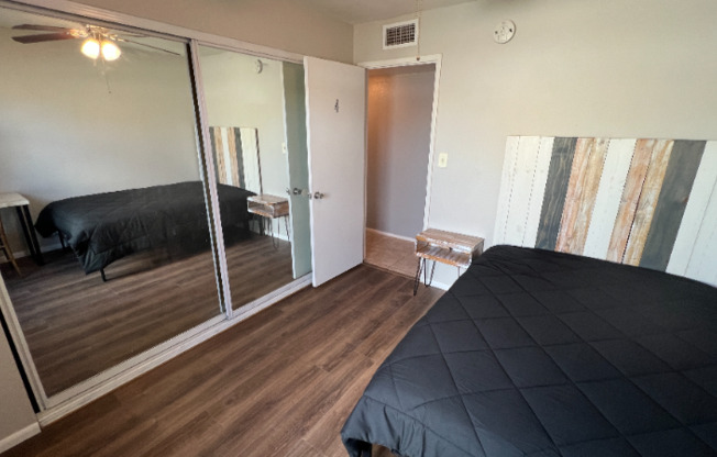 1253 S REVERE