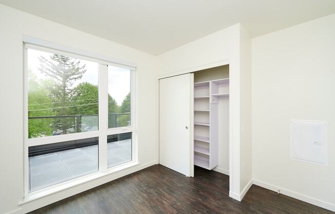 Multnomah Station Apartments bedroom