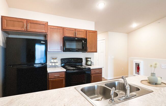 1 bed, 1 bath, 705 sqft, $1,150, Unit AT 715-55