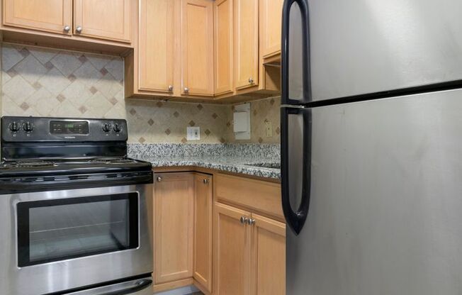 Studio, 1 bath, 475 sqft, $1,500, Unit 406