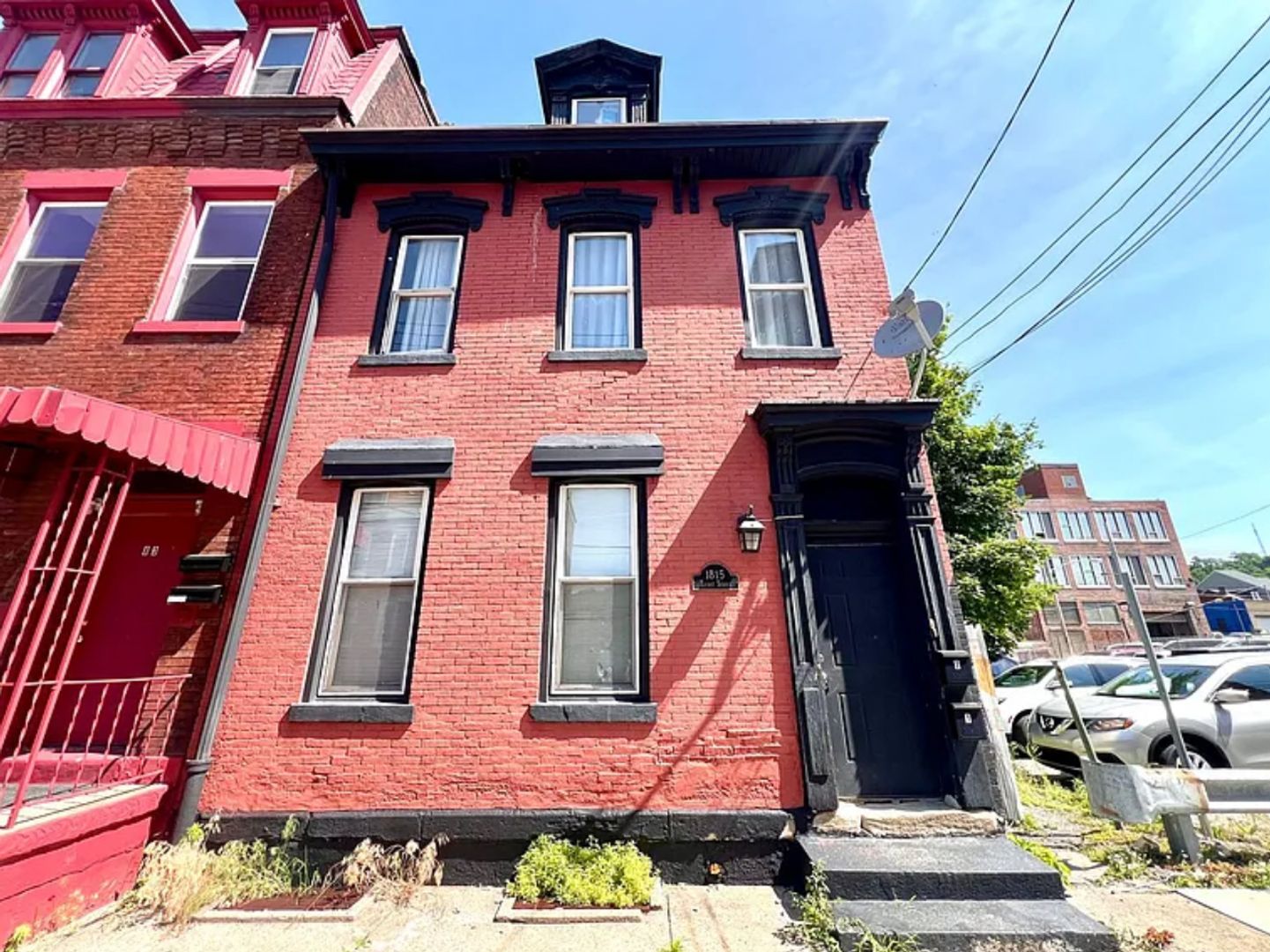 1815 Locust Street (Full Service)
