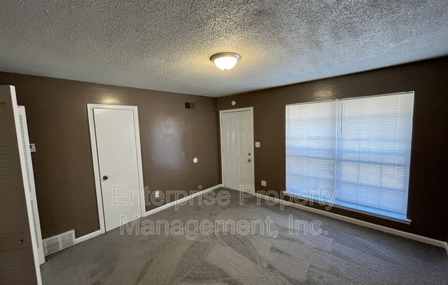 3682 SKYLARK DR
