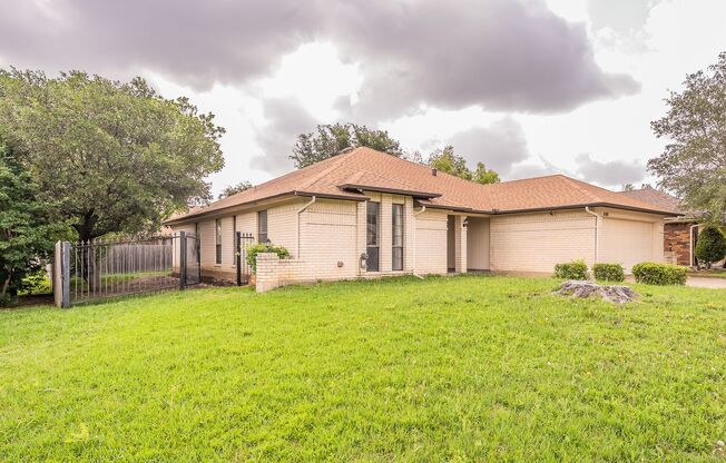 Excellent 3 bedroom 2 bath