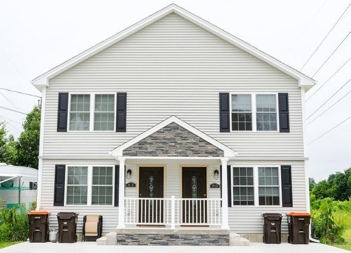 82 ROWLEY ST