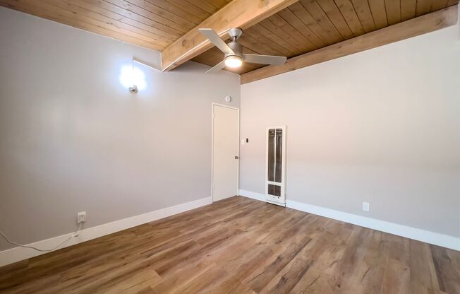 1 bed, 1 bath, 650 sqft, $1,995, Unit 20