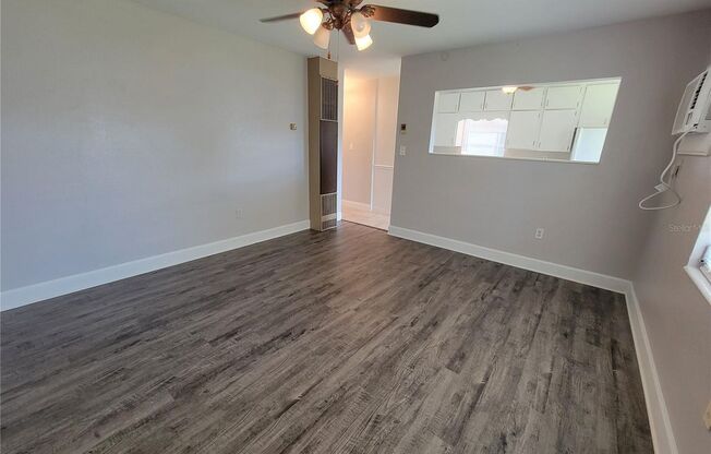 Charming 1/1 Duplex in St. Cloud – No HOA & Prime Location!