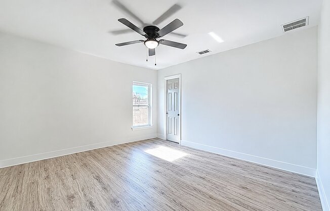 13841 CHIHULY CT