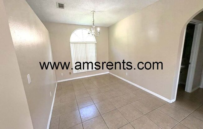 3 beds, 2.5 baths, $2,200