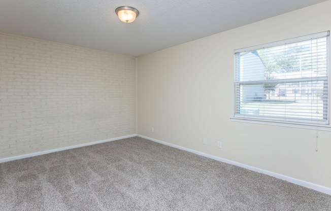 1 bed, 1 bath, 580 sqft, $814