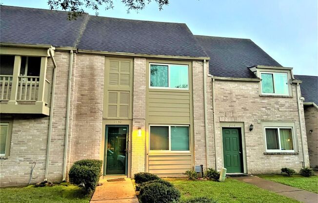 2130 GREENBRIAR COLONY DR